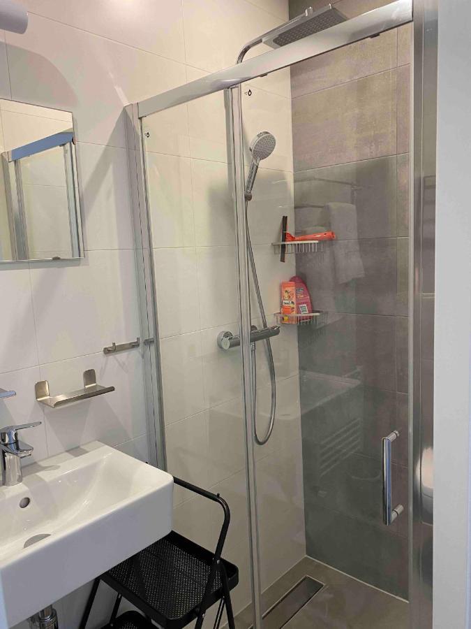 Haagshuisje- Eigen Appartement, Dichtbij Alles, Stijlvol Voorburg Luaran gambar